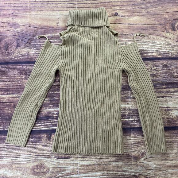Love by Chesley Varsity Brown Turtle Neck Sweater Open Shoulder Women’s Large - Picture 2 of 6